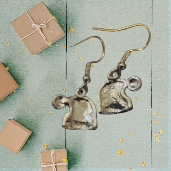 New Cute Santa Hat Earrings - Picture 4 of 6